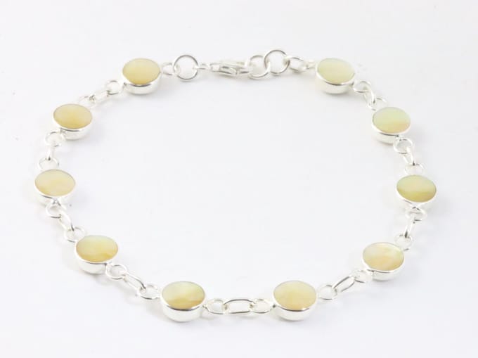 Hoogglans zilveren armband met goudkleurige schelp