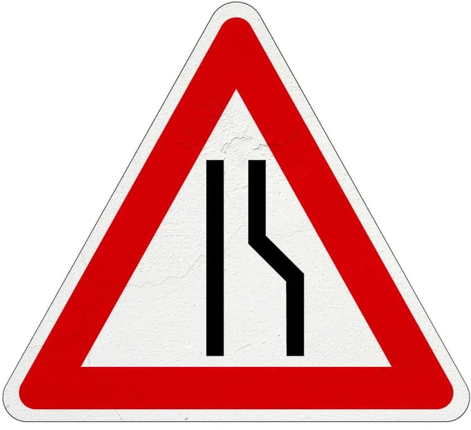 Wegversmalling rechts bord - J18 | Sign Again materiaal | 40 cm