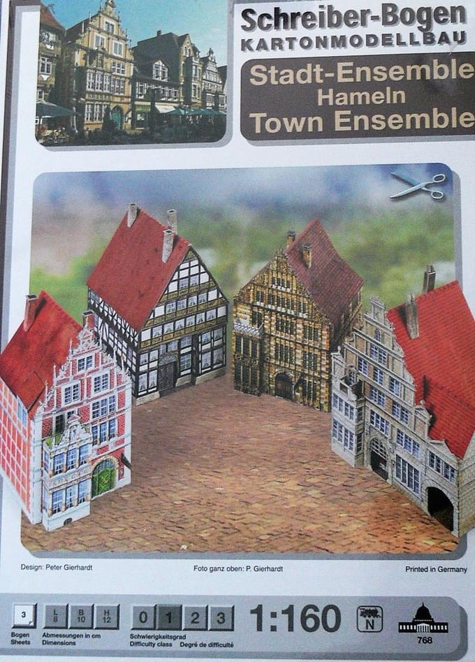 bouwplaat, modelbouw in karton, stads gebouwen, schaal 1/160
