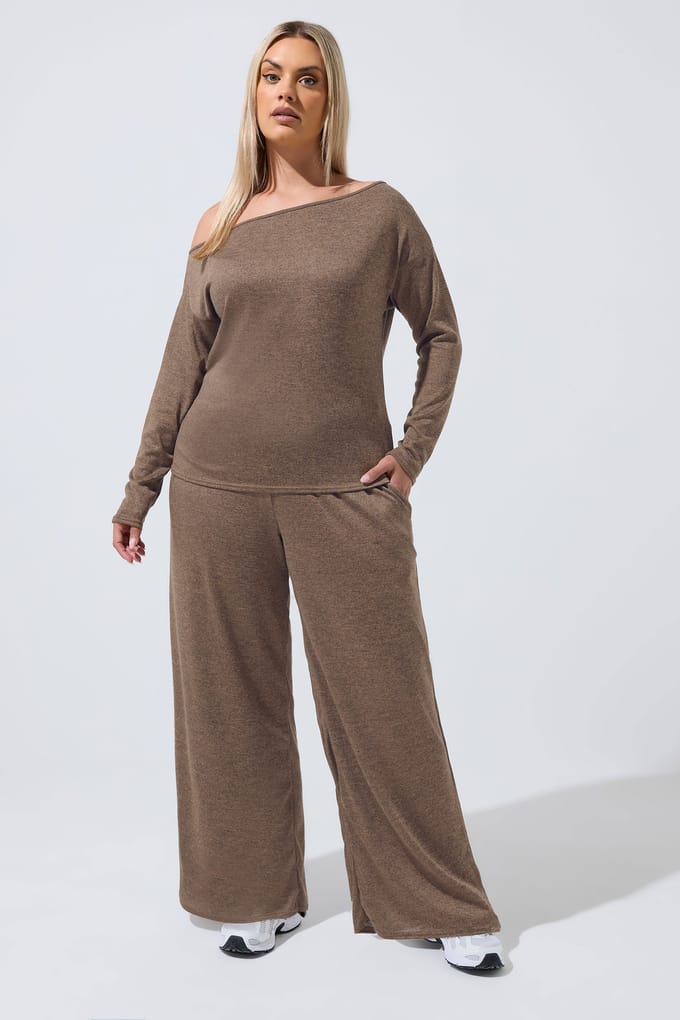 Limited Collection Naturelbruine Top Met Blote Schouders Size 46