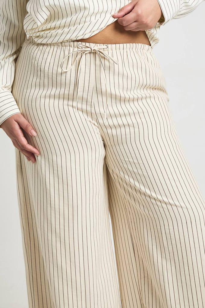 boohoo Dames Plus Perzik Gestreepte Wijde Pijpen Broek | Steen | Maat: 50