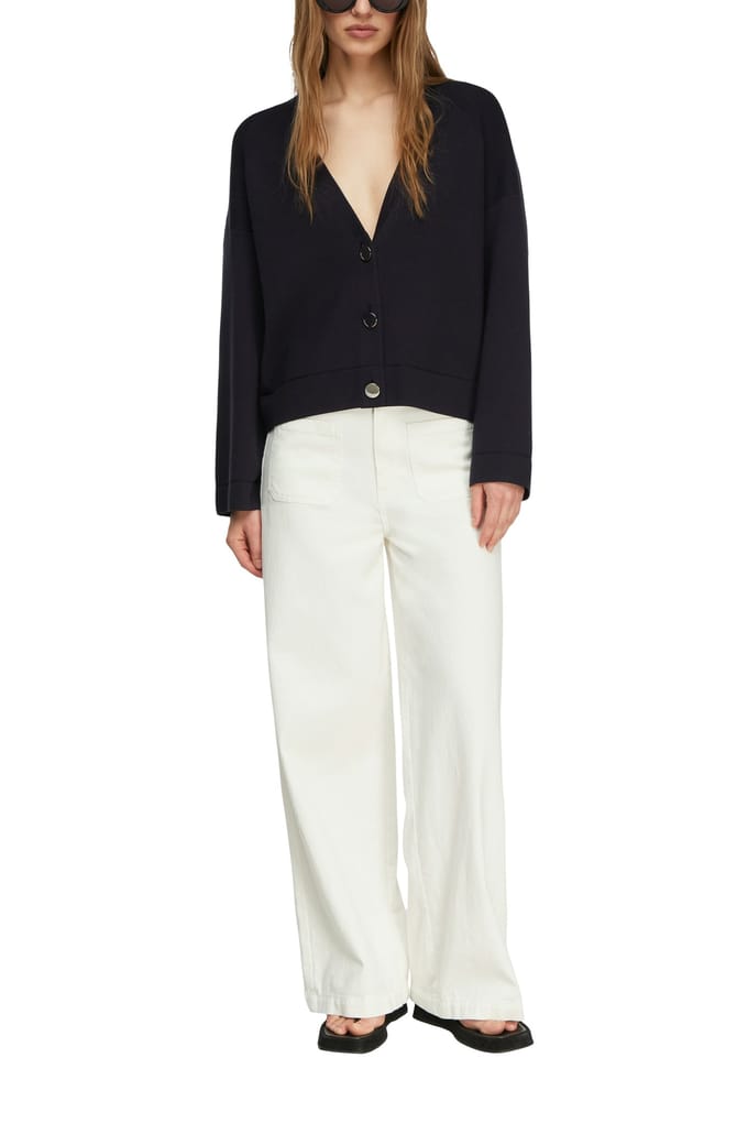 Milanees V-hals moderne cardigan met signature knopen dames COMMA