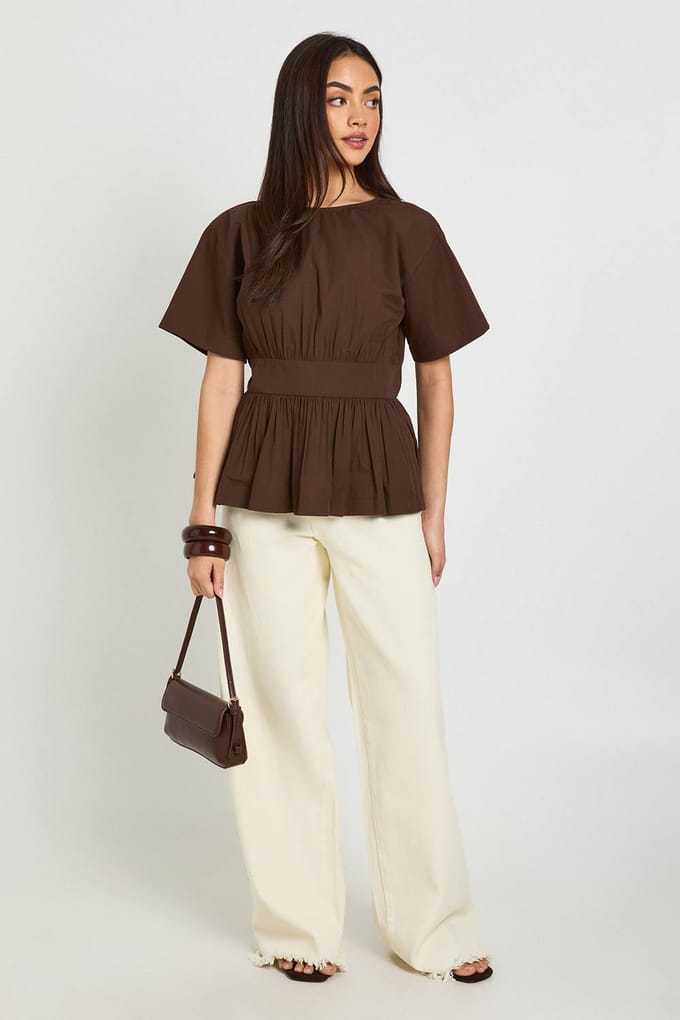 boohoo Dames Taille Gecinchte Peplum Top | Chocoladebruin | Maat: 38