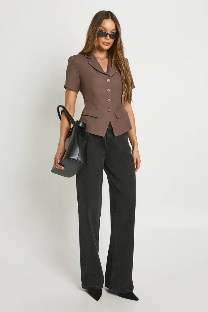 boohoo Dames Korte Mouw Getailleerde Top | Taupe | Maat: 36