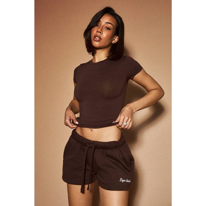 Dames Dsgn Studio Boterzachte Top Met Korte Mouwen | Dark Chocolate | Maat: Medium