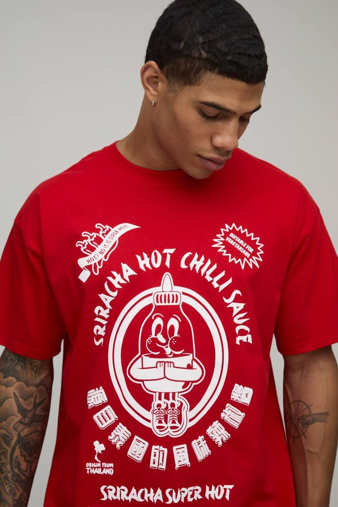 Siracha Hot Chilli Sauce Oversized License Print T-Shirt | Red | Size Large