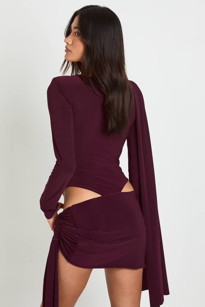 boohoo Dames Dubbellaags Slinky Bodysuit Met Gedrapeerd Voorpand | Plum | Maat: 8