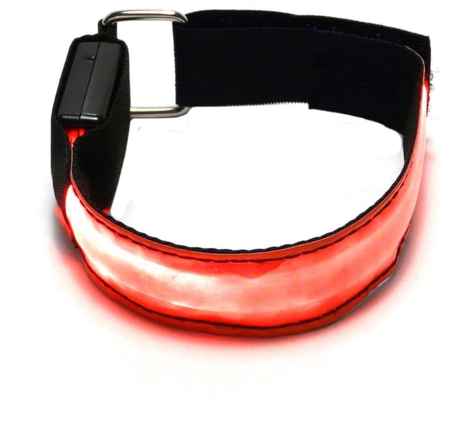 *** Boost je hardloopprestaties - Sportarmband met LED verlichting in rood! van Heble® ***