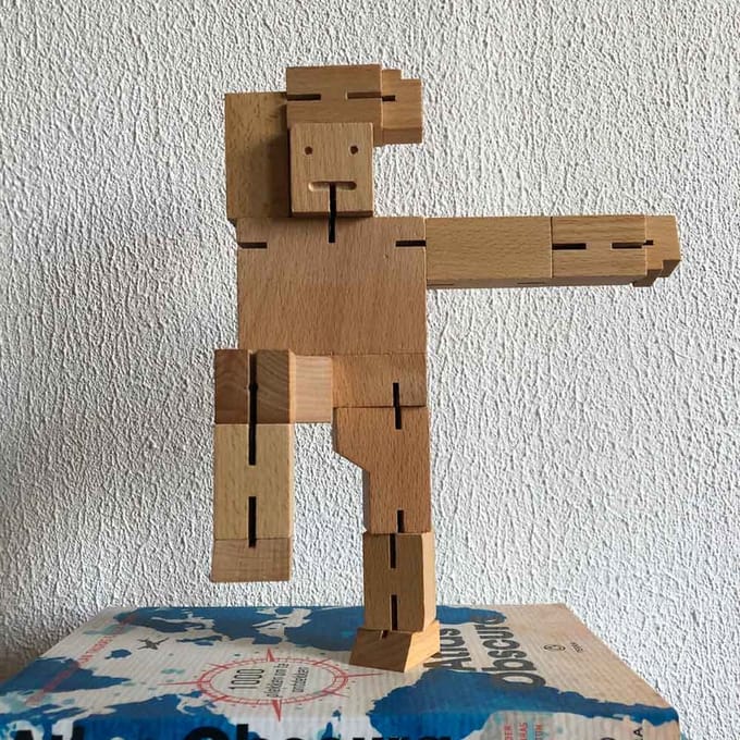 Areaware - Cubebot Medium natural