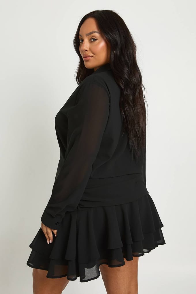 boohoo Dames Plus Ruche Mini Rok Shirtjurk | Zwart | Maat: 46