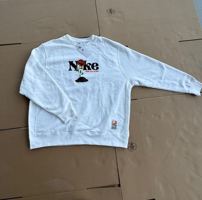 Nike Crewneck - Sweater - Maat XXL - Wit - Limited Edition - Lifestyle - Heren Sweater voor Mannen