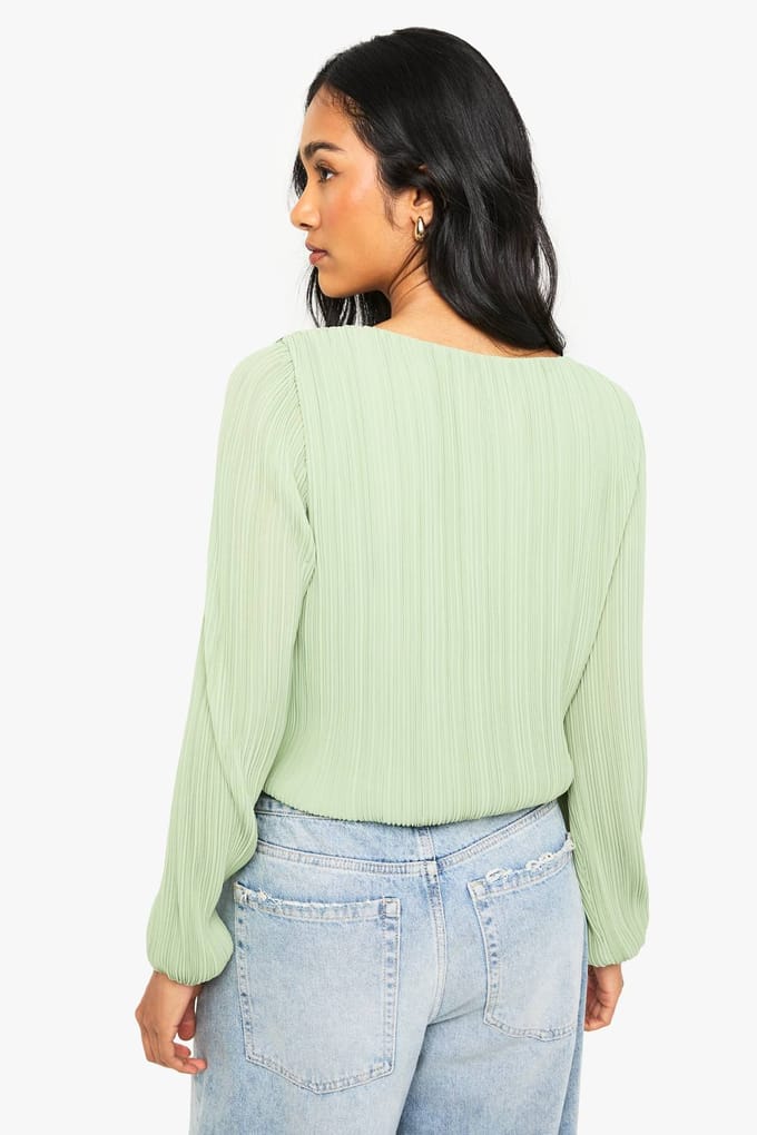 boohoo Dames Plisse blouse met knoopsluiting | Sage | Maat: 6