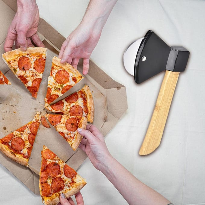 Coupe-pizza Hache avec Manche en Bambou Roue à Pizza Râpe Lame Rotative Couteau à Pizza