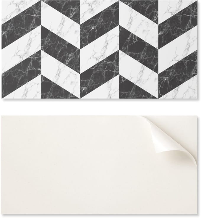 Zelfklevend vinylpaneel met decoratieve print, 120x60 cm, marmervisgraatpatroon.