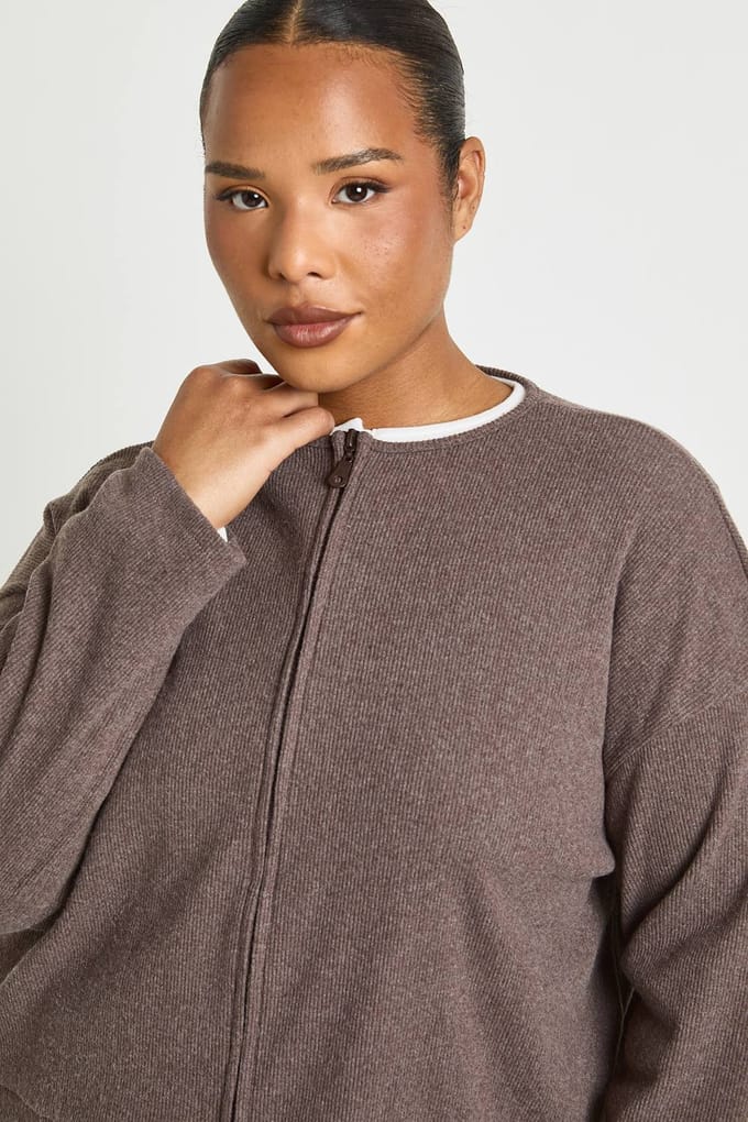 boohoo Dames Plus Gebreide Rib Rits Sweatshirt | Chocoladebruin | Maat: 48