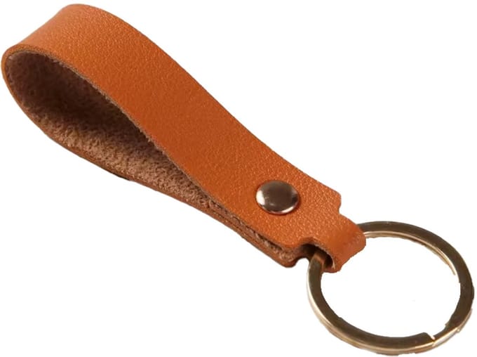 CHPN - Sleutelhanger - Lichtbruin - Leatherlook sleutelhanger - Keychain - PU leder - Cadeau - Hippe sleutelhanger