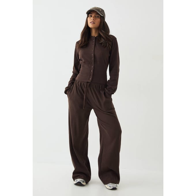 Dames DSGN Studio Rib Rechte Pijp Jogger | Dark Chocolate | Maat: Medium