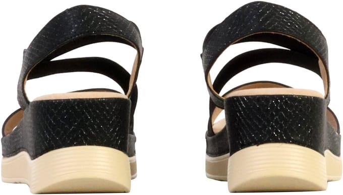 Sandalen om aan te trekken
