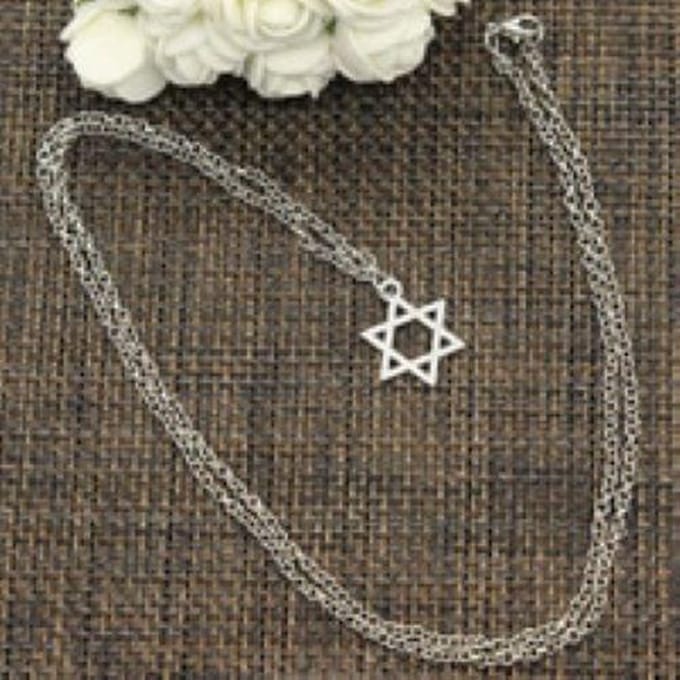 Ketting met hanger davidster zilverkleur