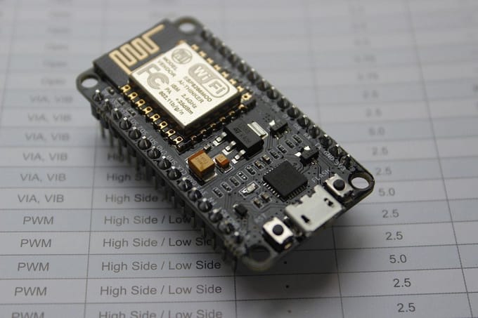OTRONICÂ® ESP8266 | NodeMcu V2 | Arduino Development Board | Breadboard versie