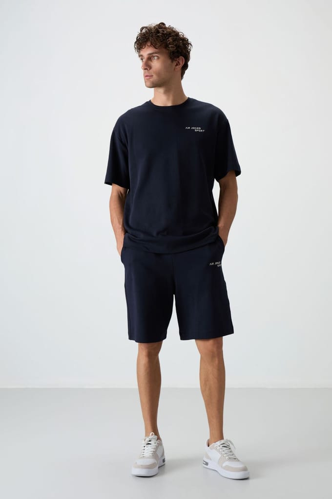 Overmaatset van T-shirt met Korte Mouwen en Shorts