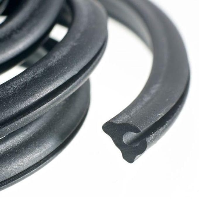 Rubberstrips 3 x 3 mm - 10 m
