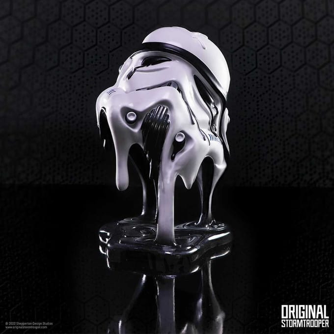 Verzamelaarsbeeldje Nemesis Now Original Stormtrooper Too Hot To Handle