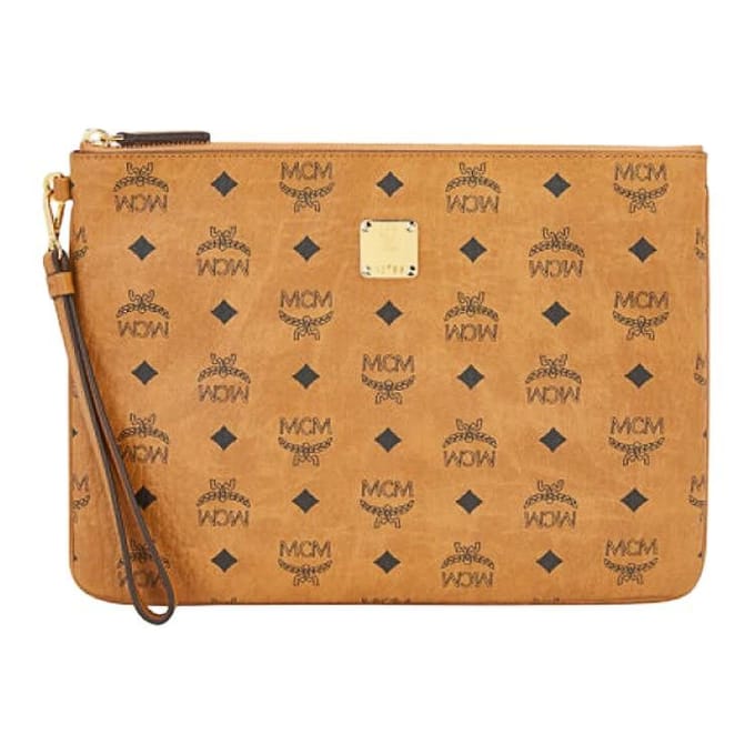 MCM Klassiek Monogram Print Gecoat Canvas Pvc Clutch Dames clutch Bruin Cognac MXZAAVI03CO001 Basic Set (Bag+Dust Bag) beige