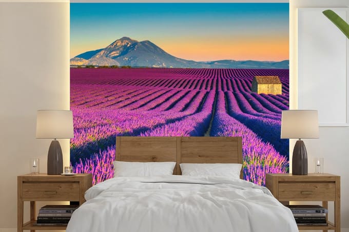 Behang - Fotobehang Lavendel - Berg - Bloemen - Breedte 280 cm x hoogte 280 cm