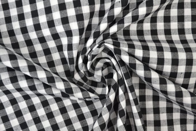Ruitjesstof - Zwart 6,5mm ruit - 1 meter - Per meter - 150cm breed