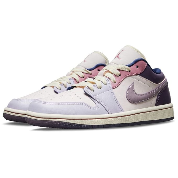 Jordan 1 Low Pastel Purple (W) - Maat 42