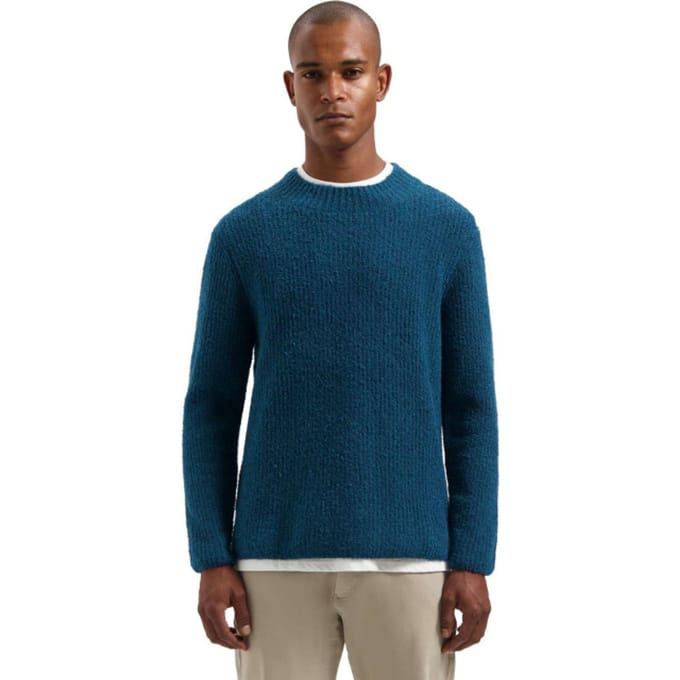 Dstrezzed Quint mock neck
