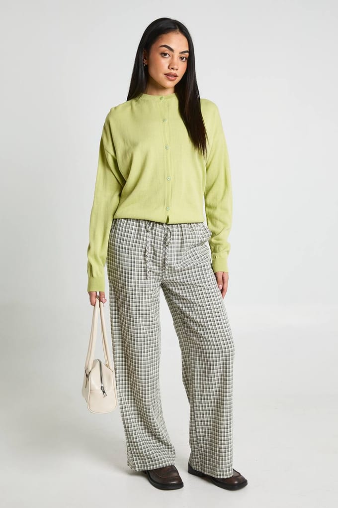 boohoo Dames Vestje Met Ronde Hals En Knoopsluiting | Sage | Maat: Medium