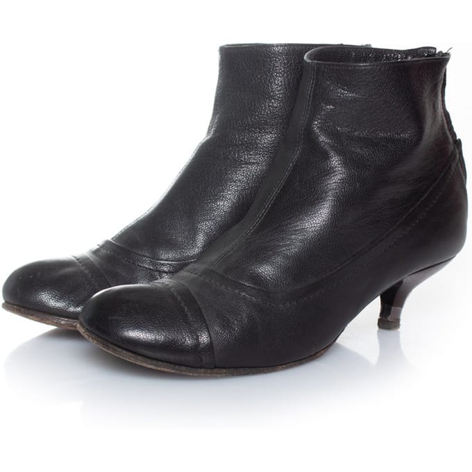 Lanvin enkellaarsjes met kitten heel