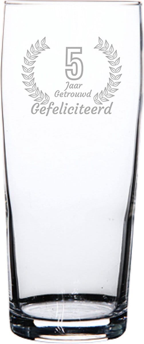 Gegraveerde bierfluitje 19cl Gefeliciteerd 5 jaar getrouwd
