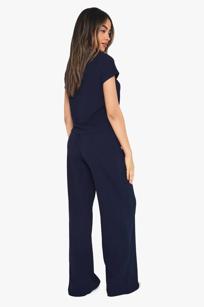 boohoo Dames Crinkle Rib Button Through Cap Sleeve Top and Trouser Set | Navy | Maat: 14
