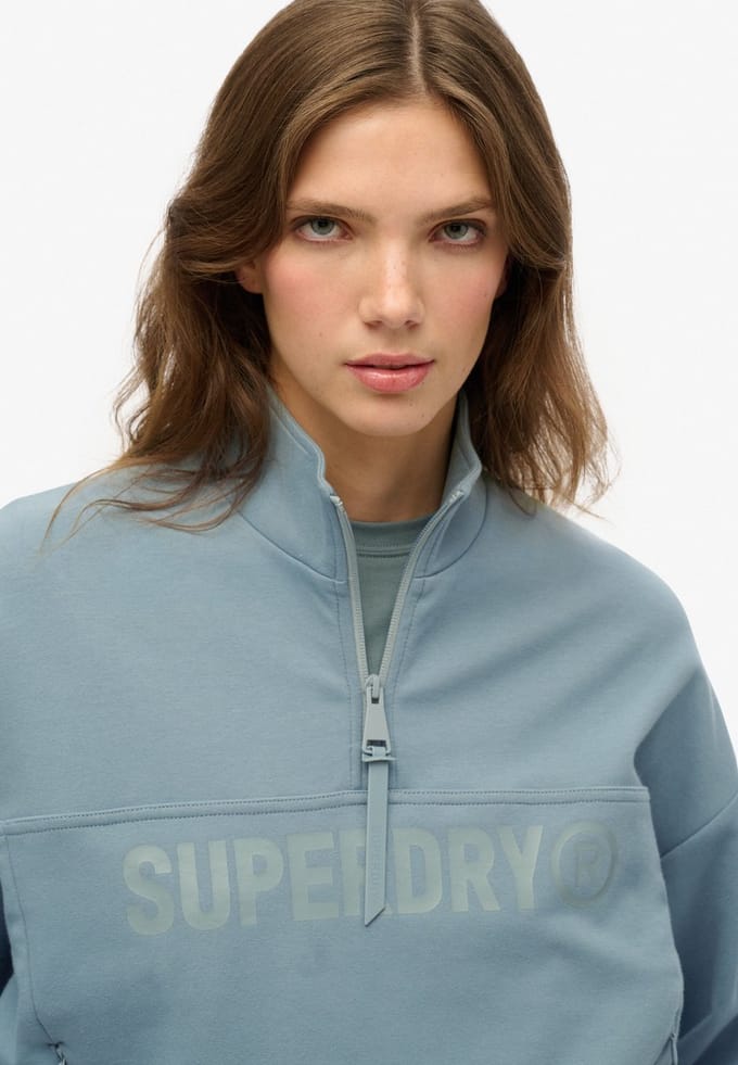 Superdry - Active Tech Logo Relaxed Halfzip Sweater - Dames - Truien