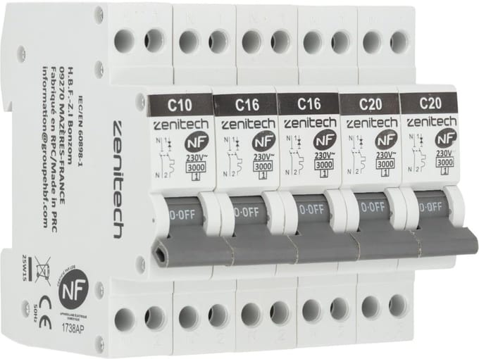Set van 5 stroomonderbrekers (10A, 16A, 20A) voor elektrische installaties