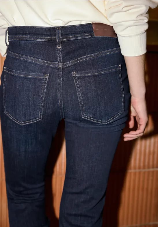 Straight Legs jeans