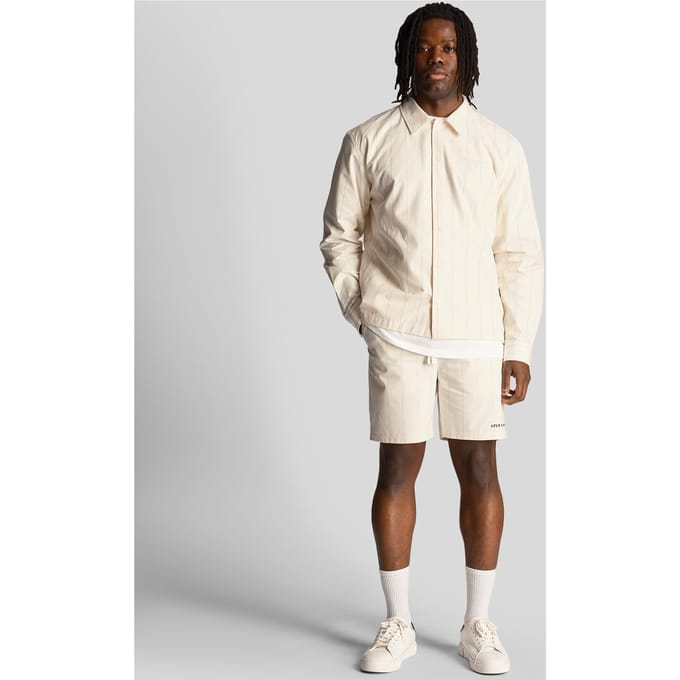 Gestreepte shorts Lyle & Scott Pinstripe