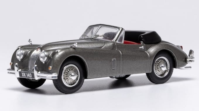 Jaguar XK 140 Convertible 1956 - 1:43 - IXO Models