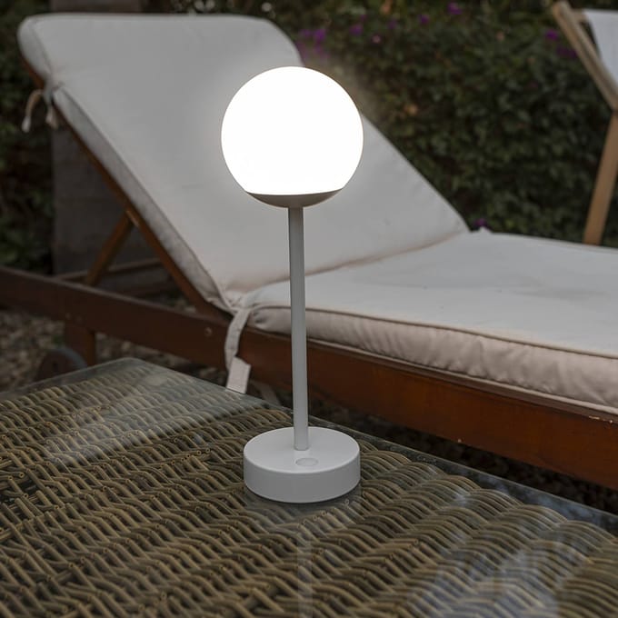 Newgarden Norai Slim LED tafellamp, antraciet