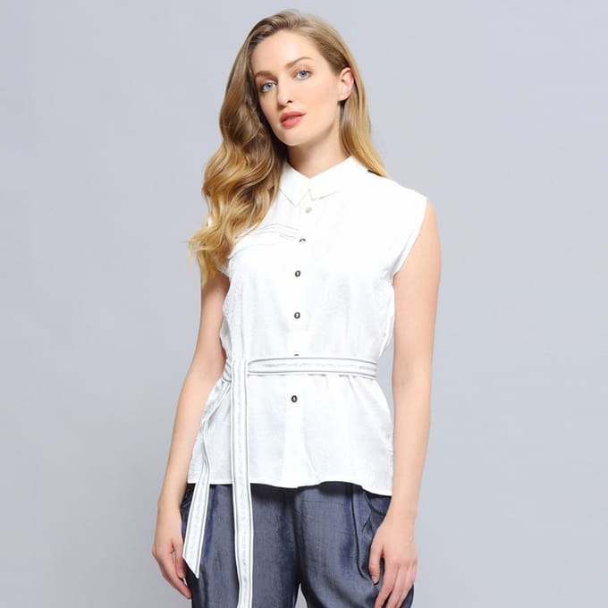 Mouwloos trimmentshirt