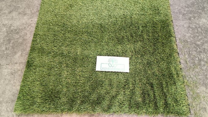 Kunstgras - Grastapijt - Artificial Grass - Grasmat voor Buiten / Tuin / Balkon - 4 x 1 mtr - 15 mm