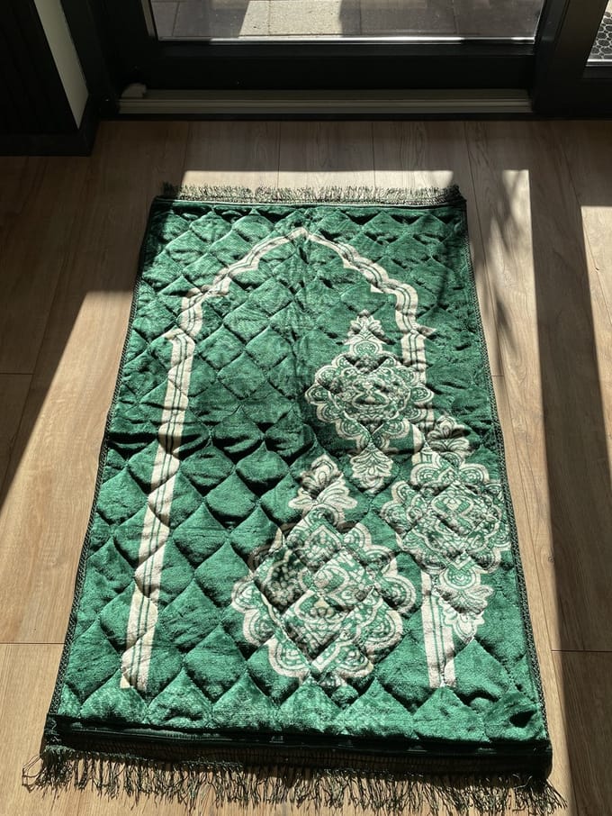 Gebedskleed - Extra dik - 80×120 cm - Superzacht fluweel – Antislip rubber – Premium afwerking - Groen model 2