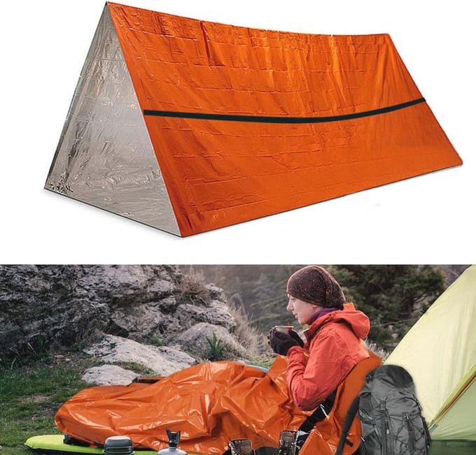 Overlevingsslaapzak en nooddeken voor outdoor activiteiten