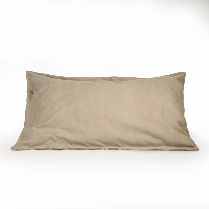 KUSSEN CANVAS 100