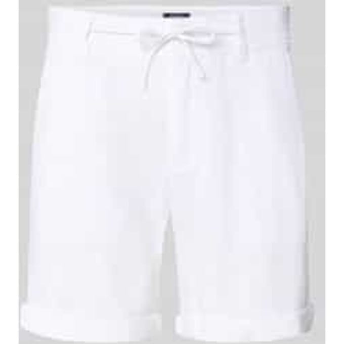 Linenshorts met strikceintuur en achterzakken