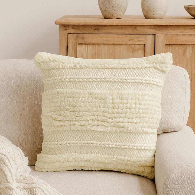 Milton & Oldbrook Sierkussen 45 x 45 cm Inclusief Vulling Kretinga Wit