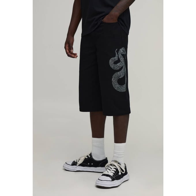 Relaxed Fit Longline Short Met Strass Slangenmotief | Black | Size 34